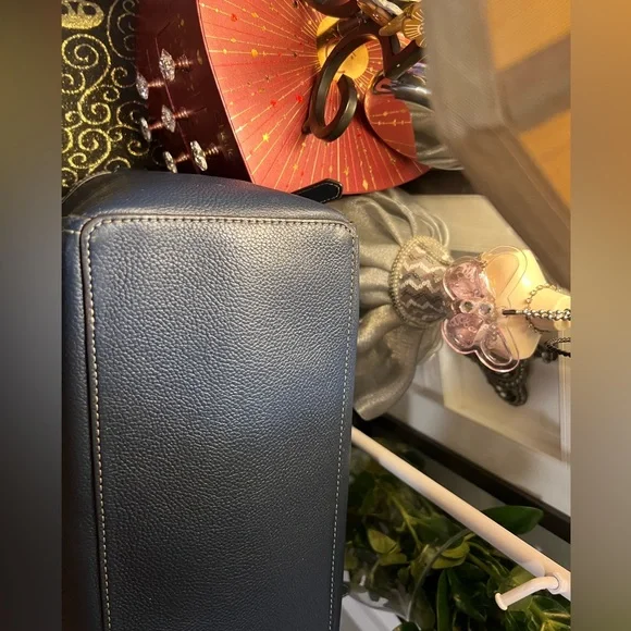 Michael Kors Navy Blue Tote Bag - Picture 8 of 16